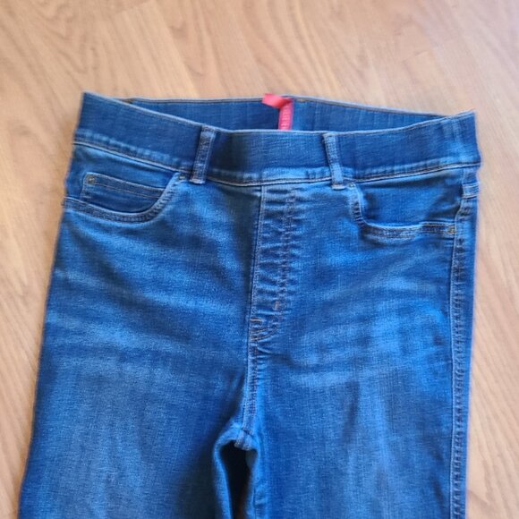 SPANX FLARE JEANS HIGH RISE WAIST PULL ON STRETCH DENIM MEDIUM-DARK WASH sz L - Picture 3 of 6